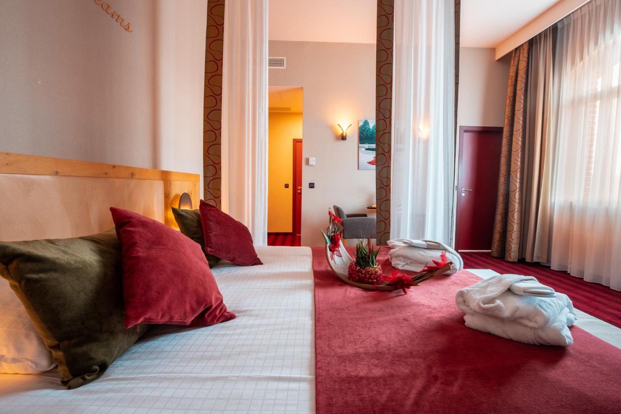 Hotel Verviers Van Der Valk Экстерьер фото