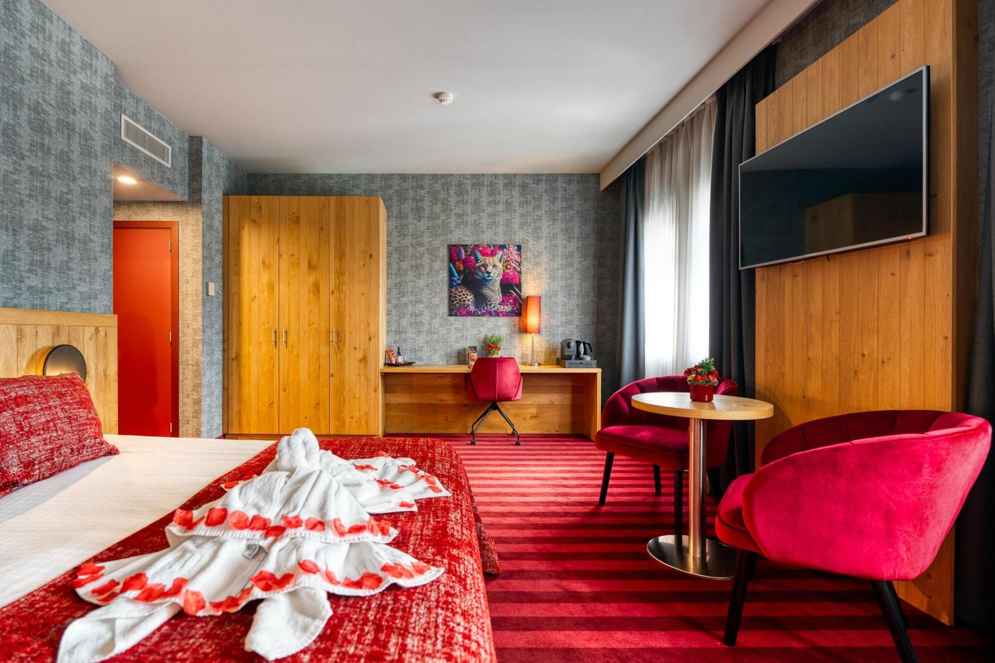 Hotel Verviers Van Der Valk Экстерьер фото