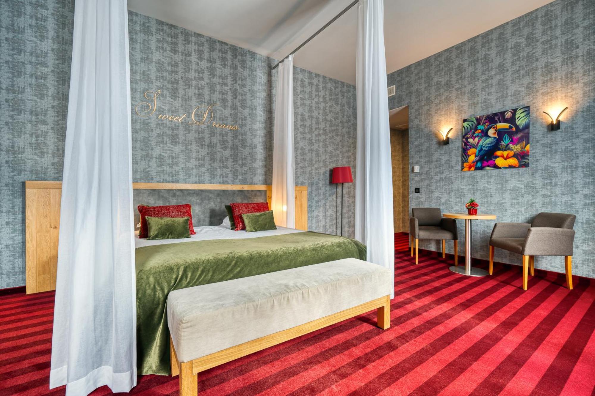 Hotel Verviers Van Der Valk Экстерьер фото